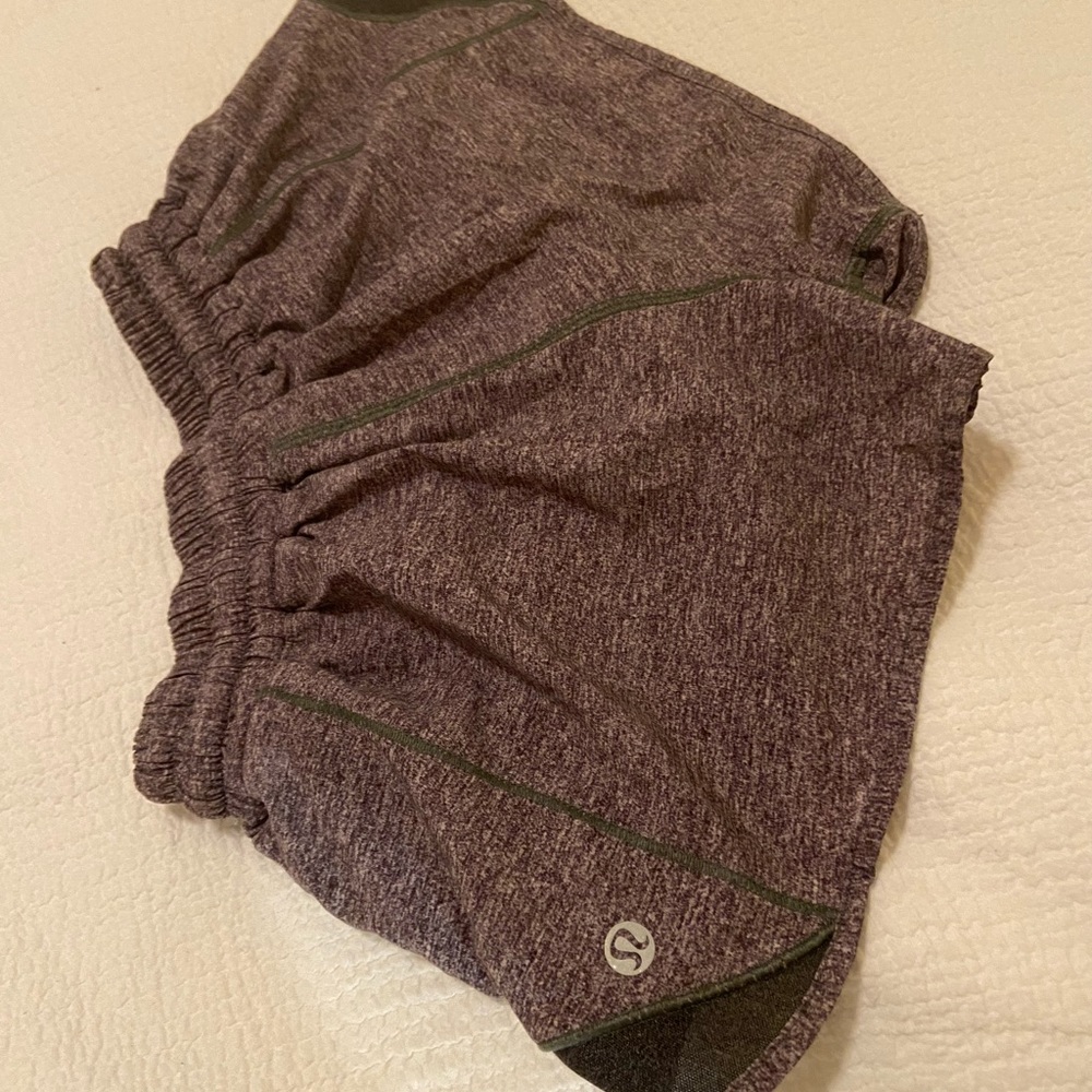 Lululemon hotty shorts size 2